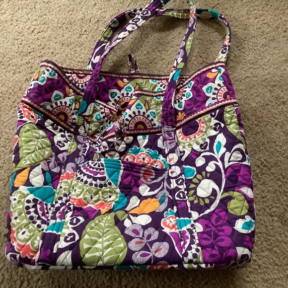 Vera Bradley Handbags - Vera Bradley large tote bag in Plum Crazy
